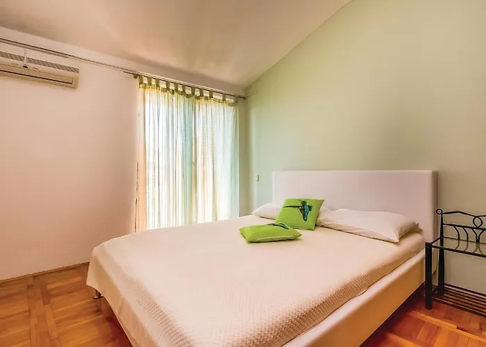 Gorgeous In شقة *