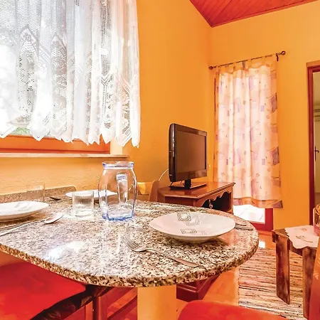 Amazing In With House Sea View *