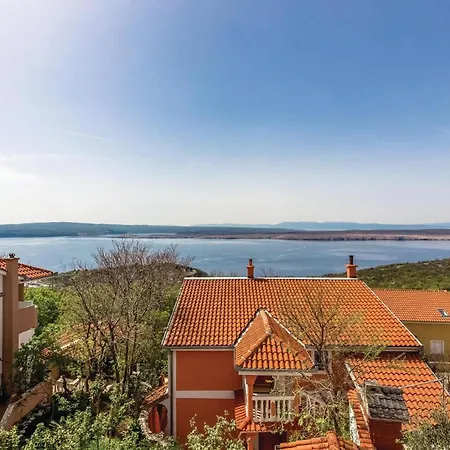 Apartment Gorgeous Apartment In Dramalj *