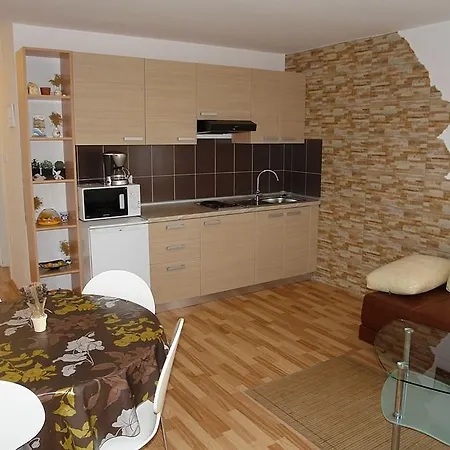 Apartamento Amazing In With House Sea View