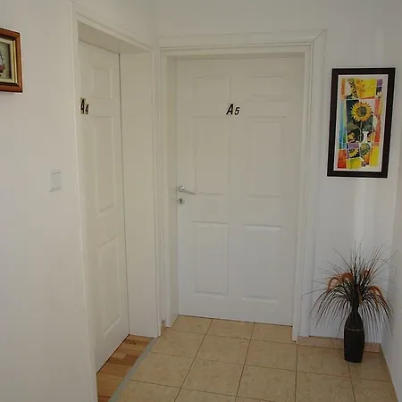 Apartamento Amazing In With House Sea View Dramalj