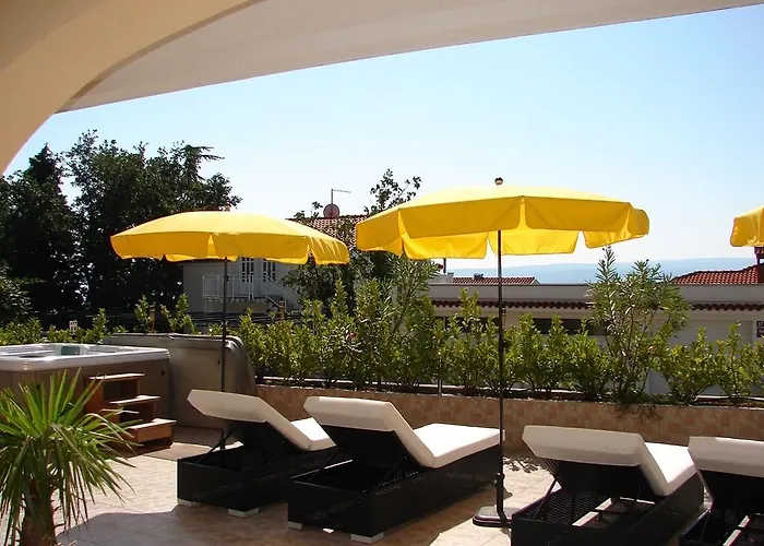 Apartment Gorgeous Apartment In Dramalj *